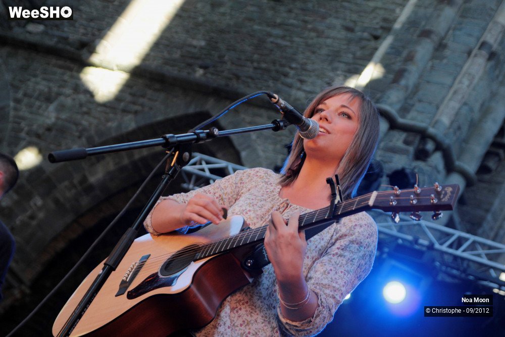 18/28 photos du spectacle Noa Moon