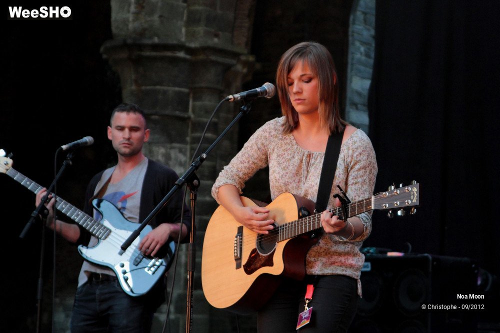 20/28 photos du spectacle Noa Moon