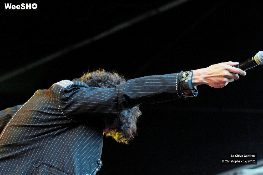 2/33 photos du spectacle La Chiva Gantiva