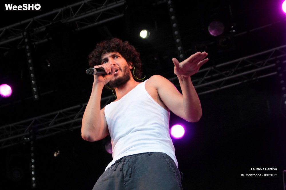 9/33 photos du spectacle La Chiva Gantiva