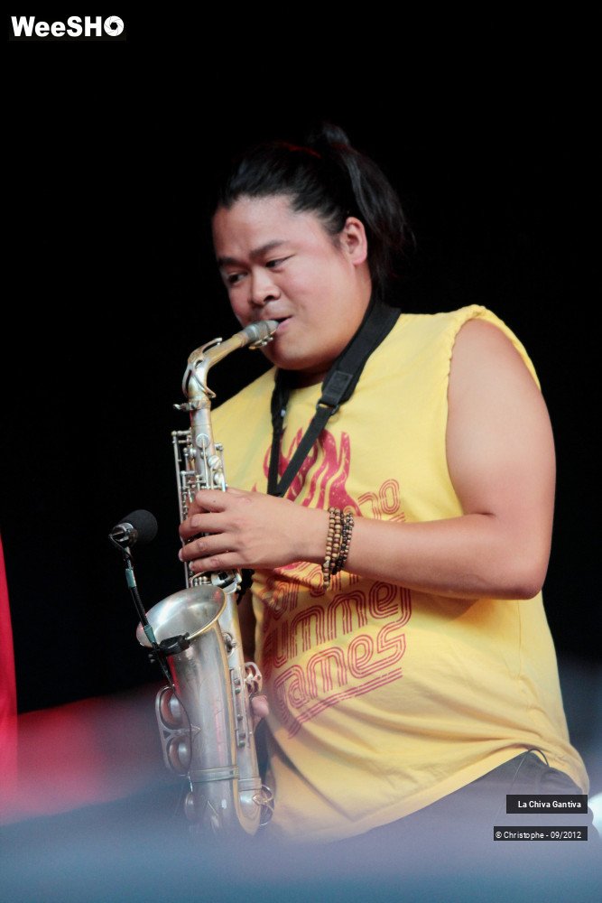 19/33 photos du spectacle La Chiva Gantiva