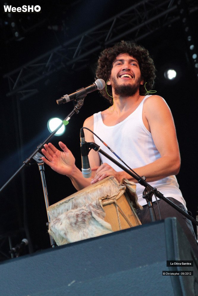 30/33 photos du spectacle La Chiva Gantiva