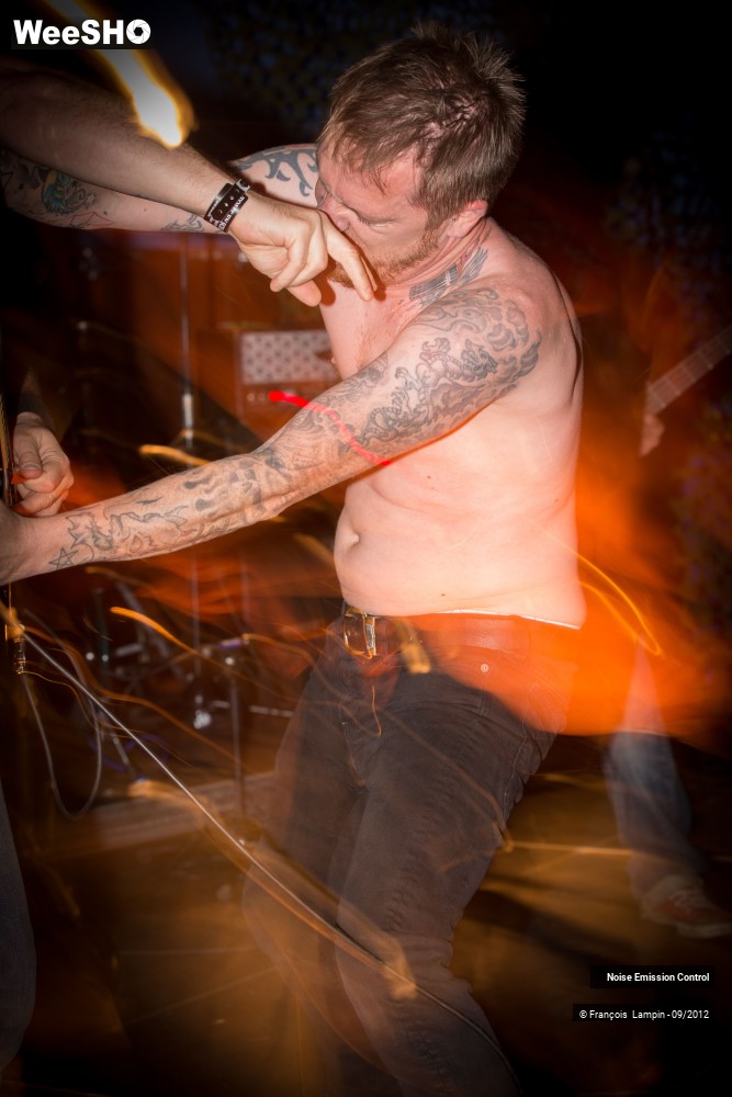 7/35 photos du spectacle Noise Emission Control