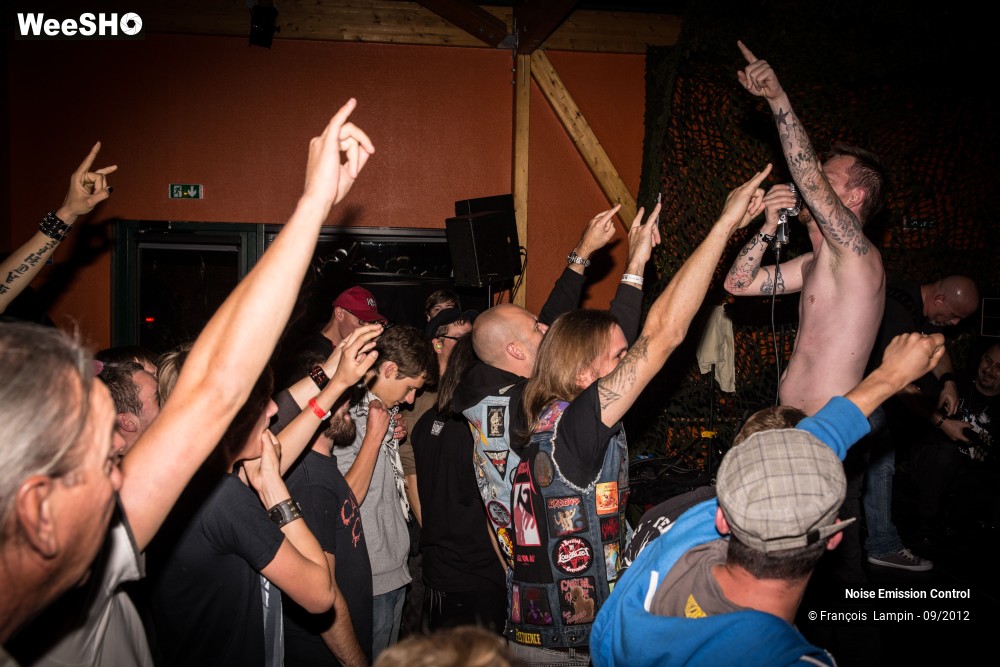 15/35 photos du spectacle Noise Emission Control