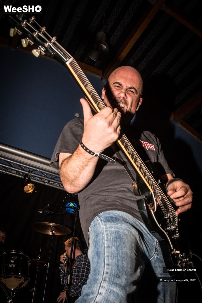 19/35 photos du spectacle Noise Emission Control