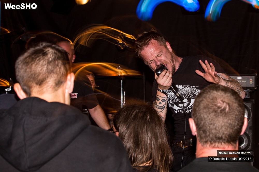 20/35 photos du spectacle Noise Emission Control