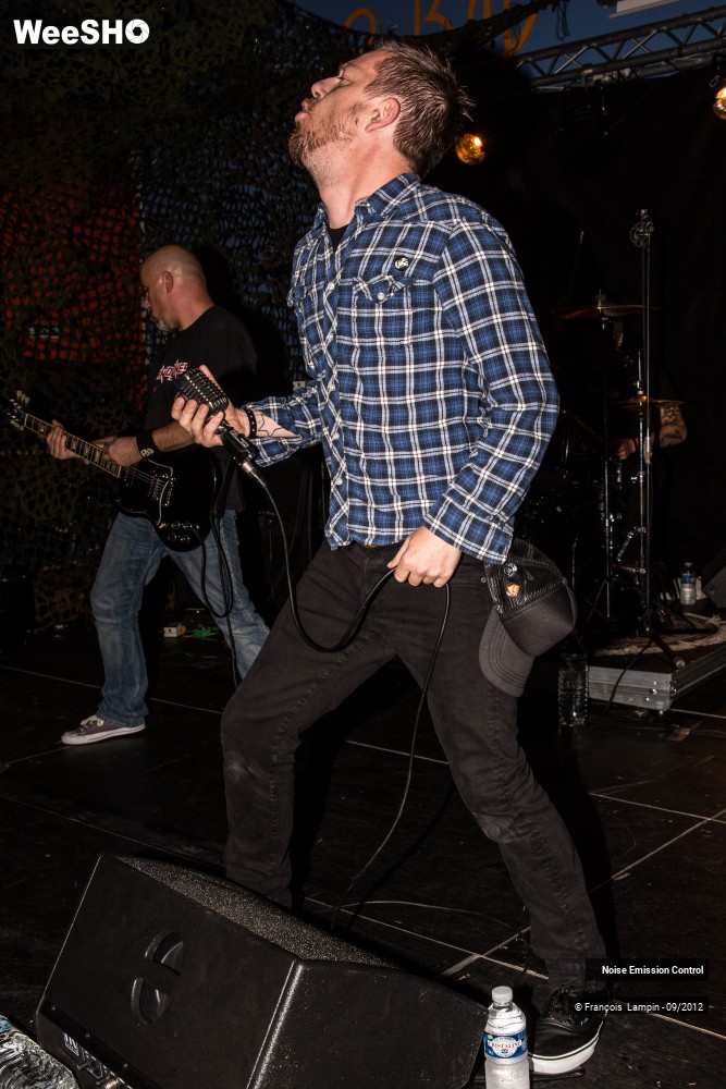 24/35 photos du spectacle Noise Emission Control