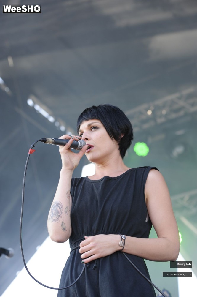 15/31 photos du spectacle Burning Lady
