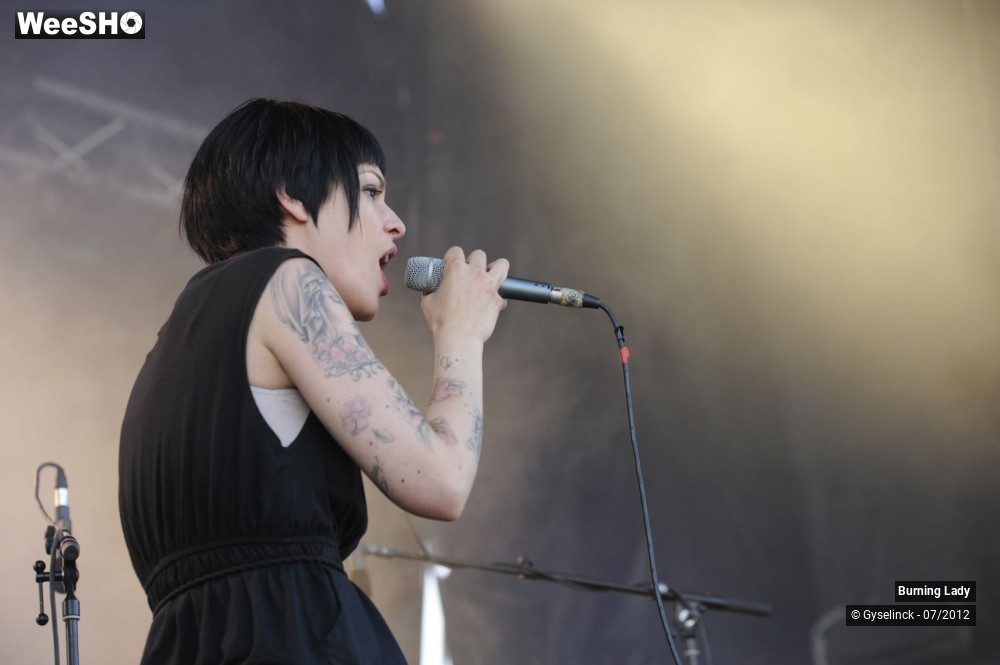 16/31 photos du spectacle Burning Lady