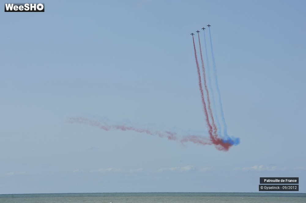 16/33 photos du spectacle Patrouille de France