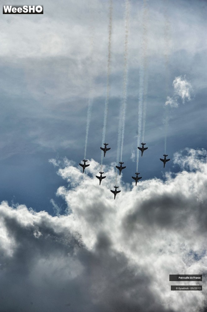 30/33 photos du spectacle Patrouille de France