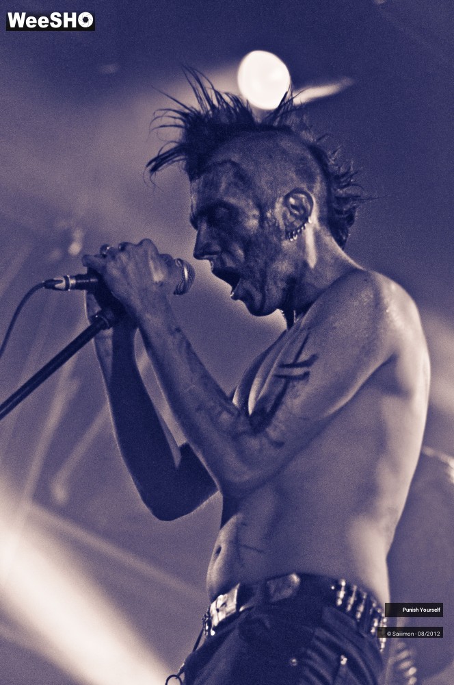 5/27 photos du spectacle Punish Yourself