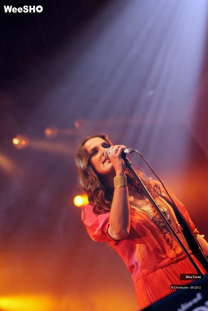 28/28 photos du spectacle Elisa Tovati