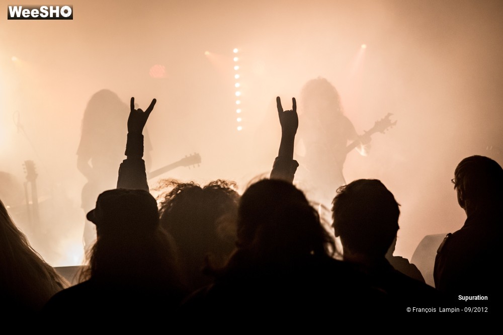 21/28 photos du spectacle Supuration