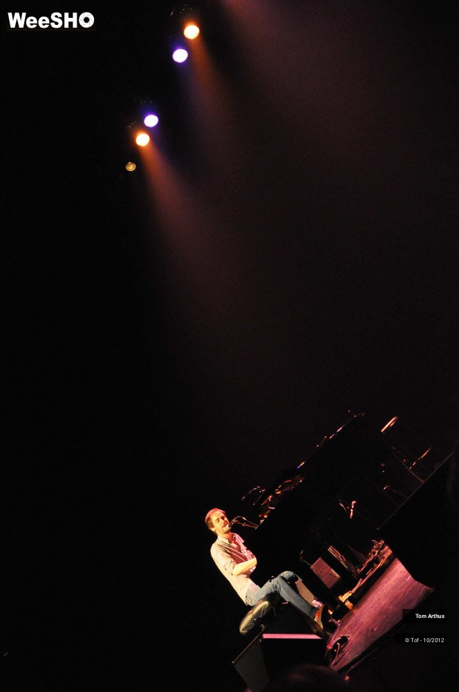 13/19 photos du spectacle Tom Arthus