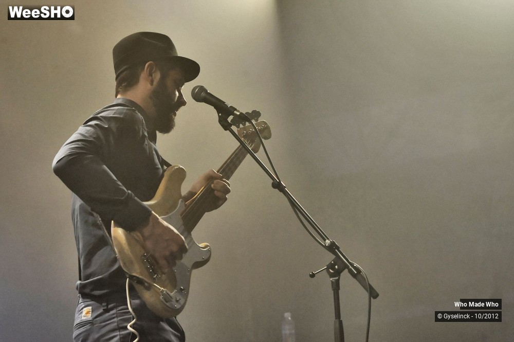 11/25 photos du spectacle Who made Who 
