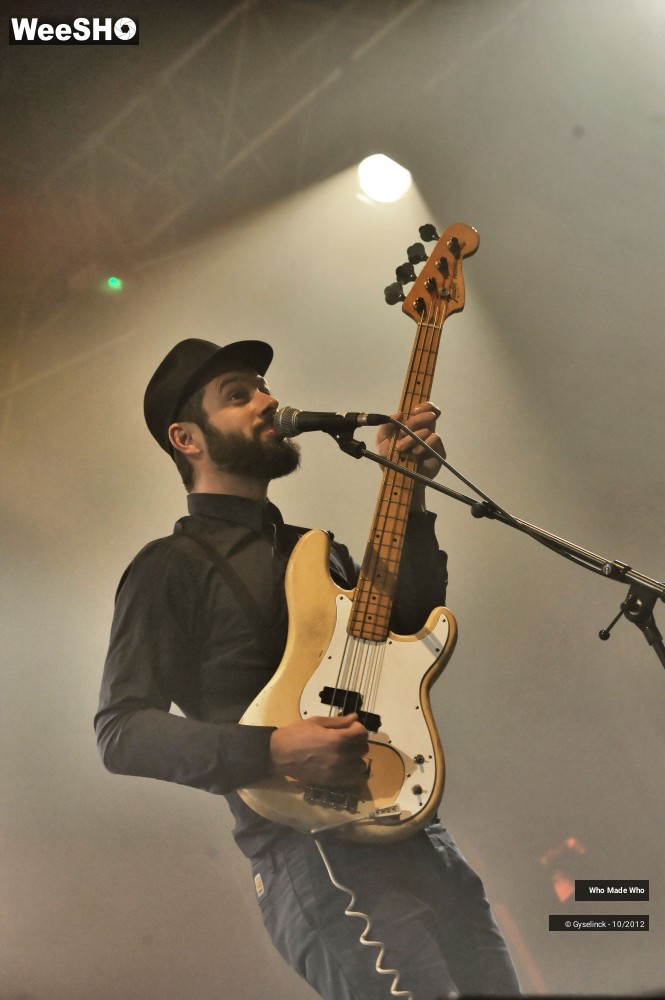 13/25 photos du spectacle Who made Who 