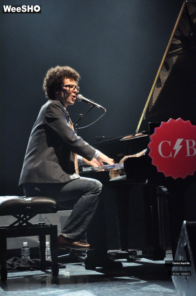 18/33 photos du spectacle Charles Baptiste