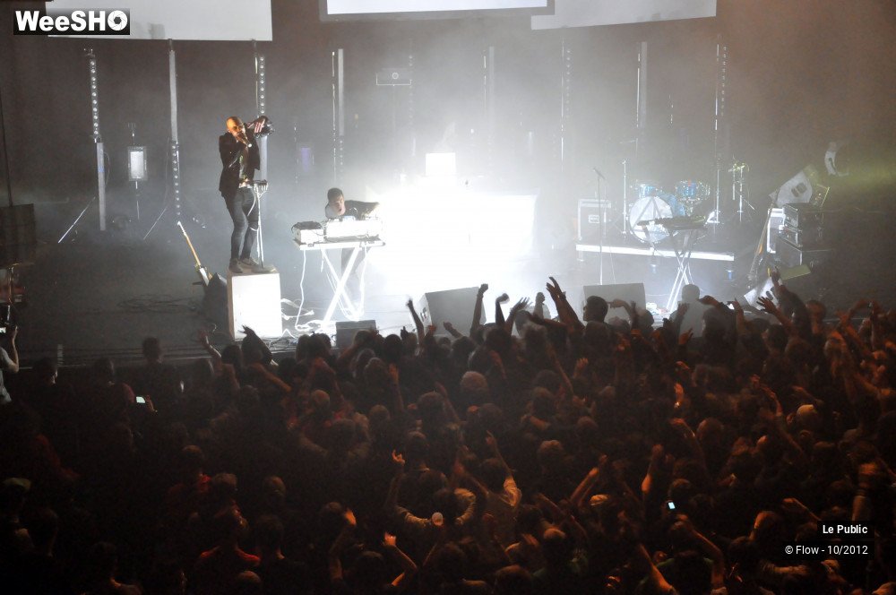13/18 photos du spectacle Fantastic et ses nuits électric ambiance