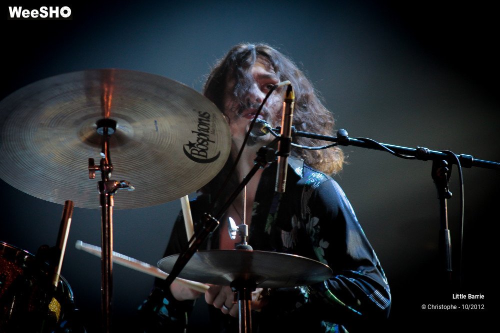 3/36 photos du spectacle Little Barrie