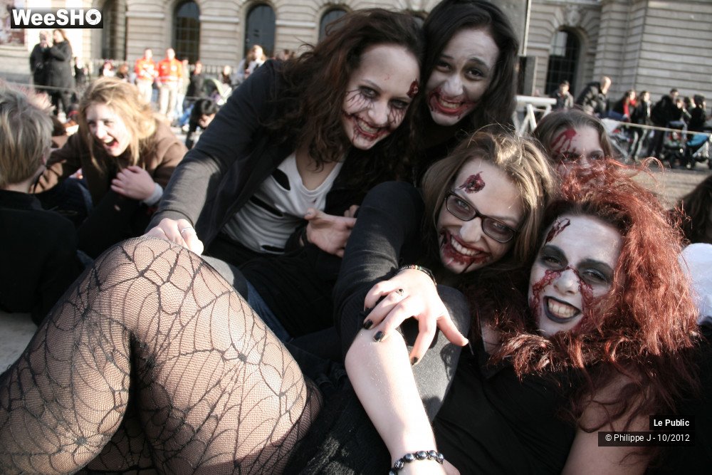 23/49 photos du spectacle Zombie Walk # 1