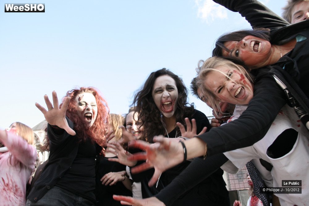 34/49 photos du spectacle Zombie Walk # 1