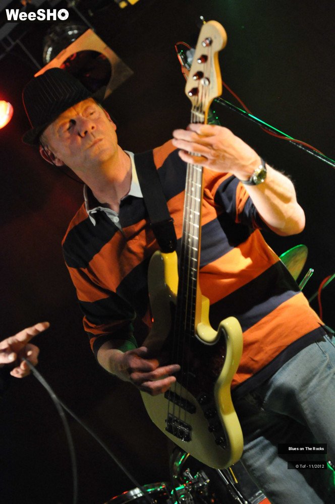 17/34 photos du spectacle Blues on The Rocks