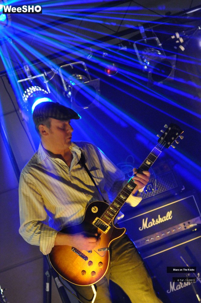 18/34 photos du spectacle Blues on The Rocks