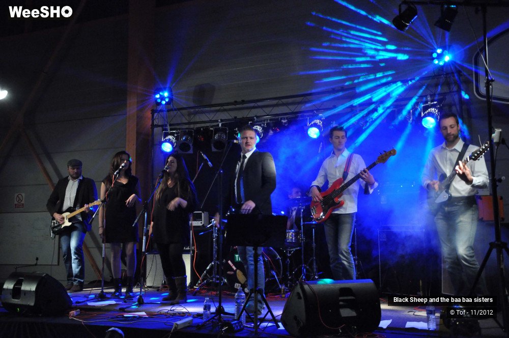 9/37 photos du spectacle Black Sheep and the baa baa sisters