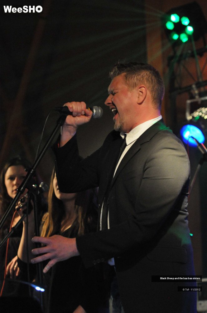 24/37 photos du spectacle Black Sheep and the baa baa sisters