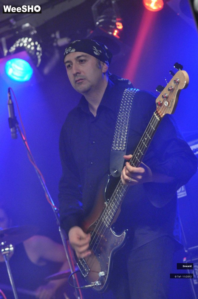 16/27 photos du spectacle Emerald