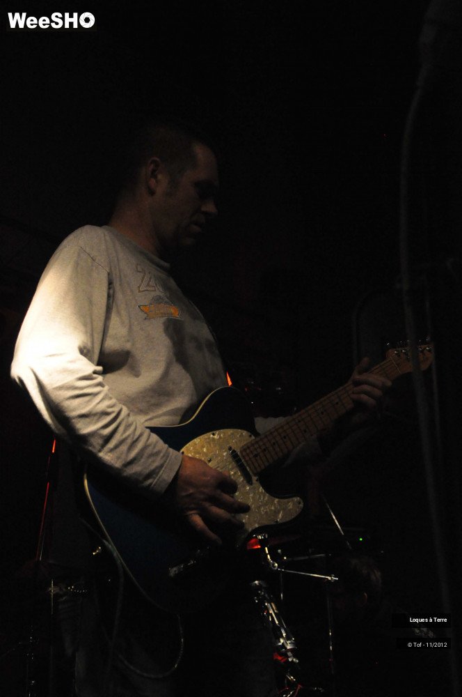 21/27 photos du spectacle Loques à terre