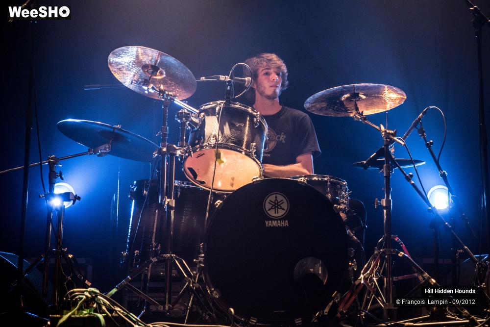 14/23 photos du spectacle Hill Hidden Hounds