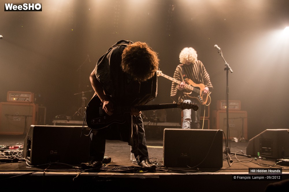 15/23 photos du spectacle Hill Hidden Hounds