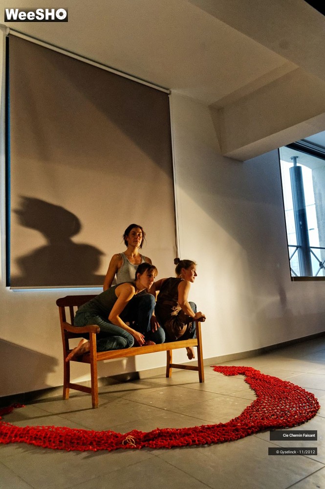 15/35 photos du spectacle Sardines à l'huile et poissons dans l'eau