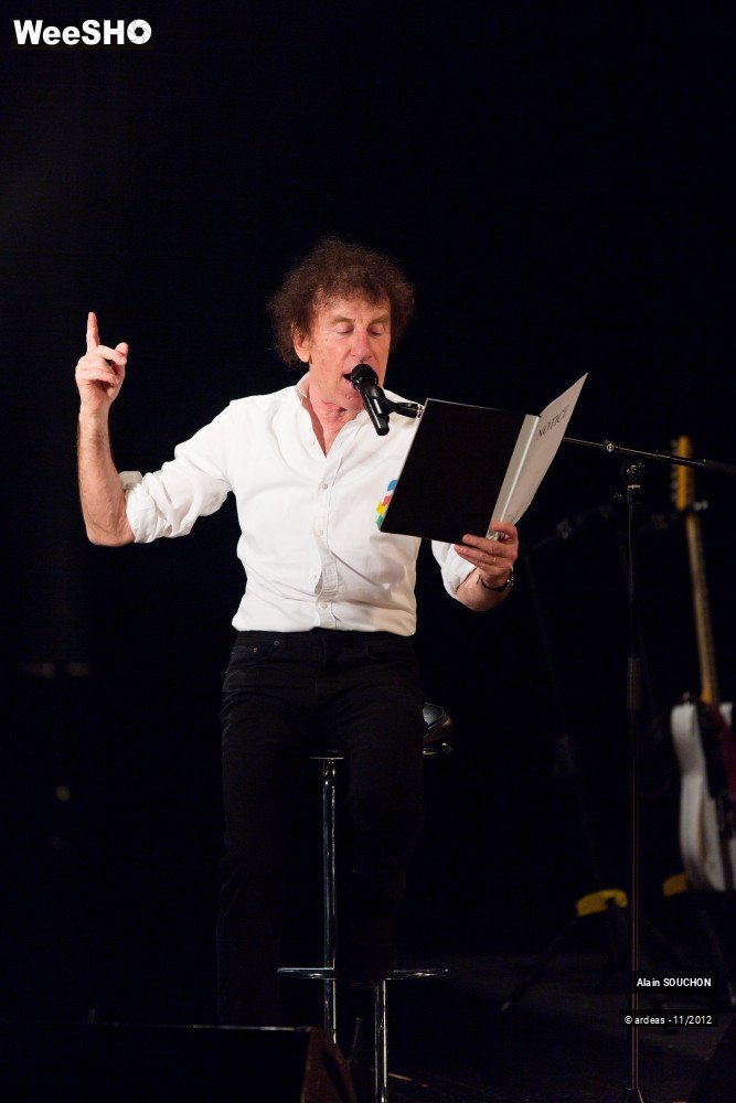 20/35 photos du spectacle Alain Souchon