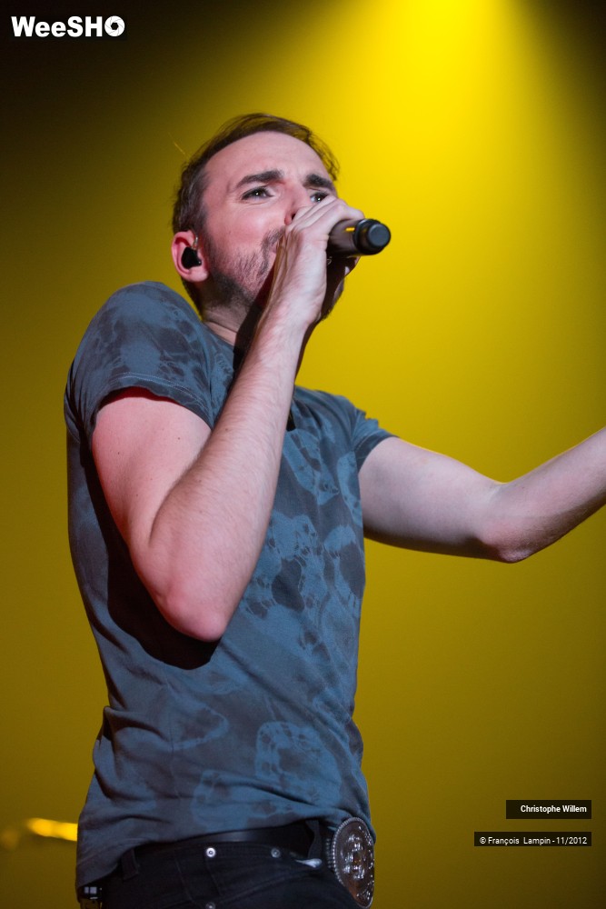 12/45 photos du spectacle Christophe Willem