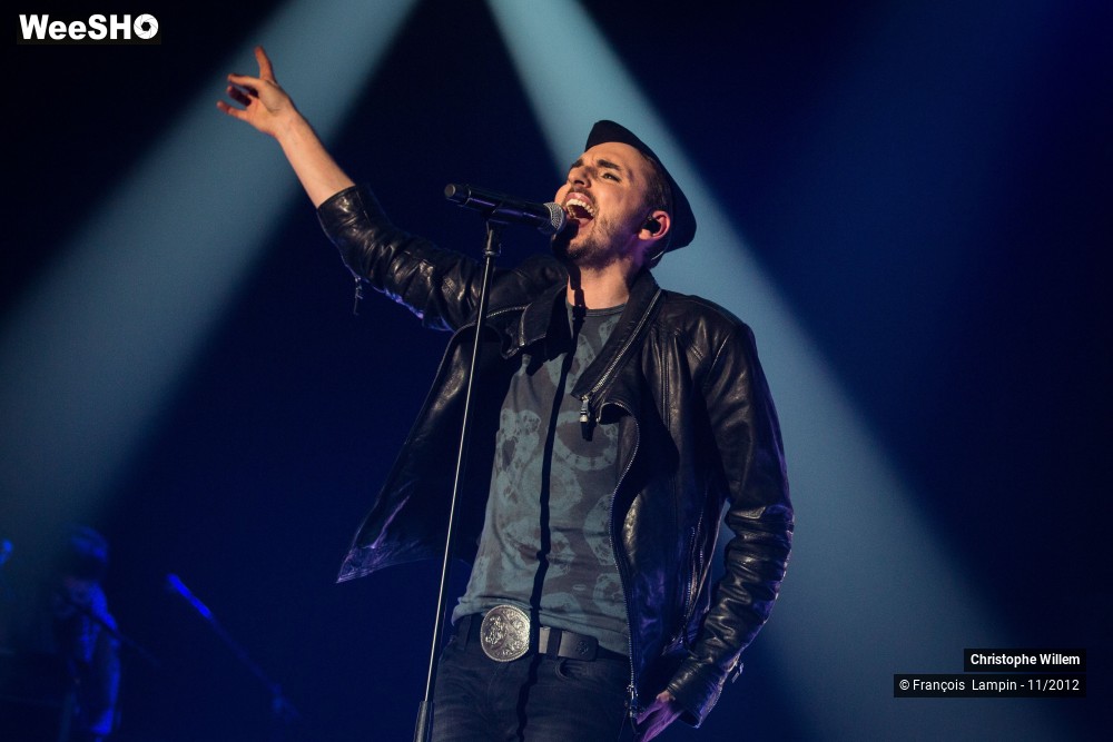 23/45 photos du spectacle Christophe Willem