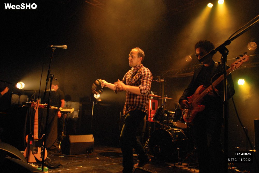 5/12 photos du spectacle Les autres