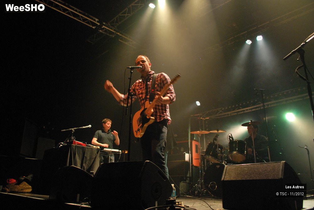 12/12 photos du spectacle Les autres