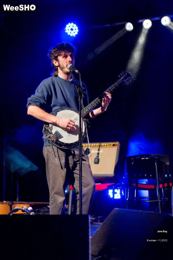 16/30 photos du spectacle June Bug