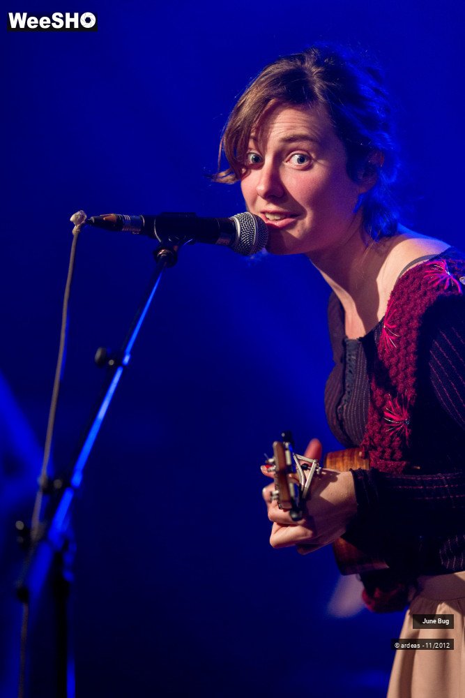 20/30 photos du spectacle June Bug