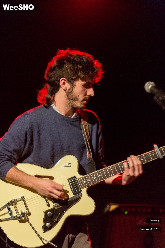 26/30 photos du spectacle June Bug