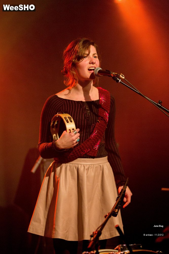28/30 photos du spectacle June Bug