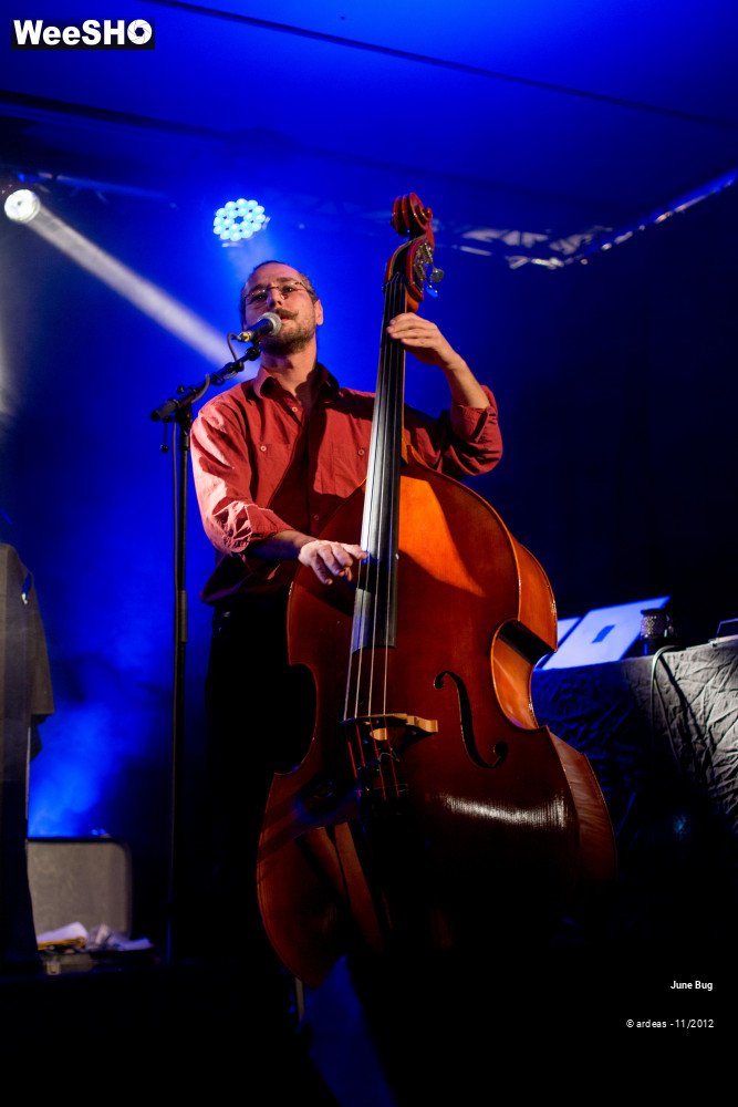 30/30 photos du spectacle June Bug