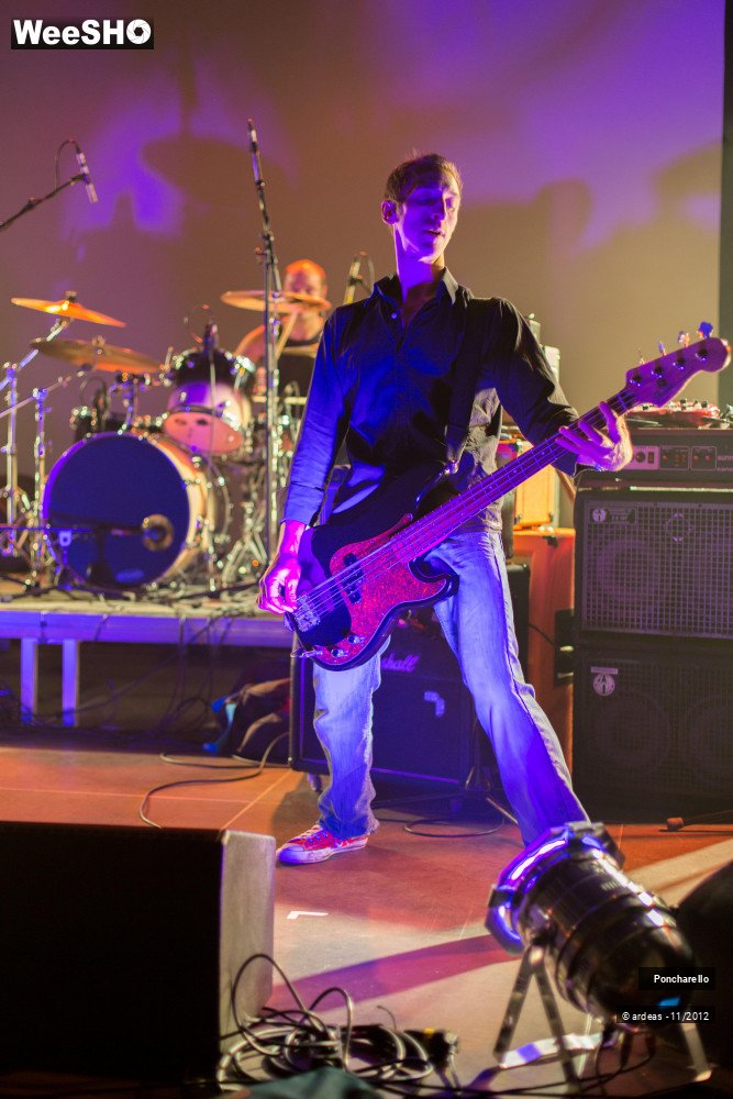 13/33 photos du spectacle Poncharello