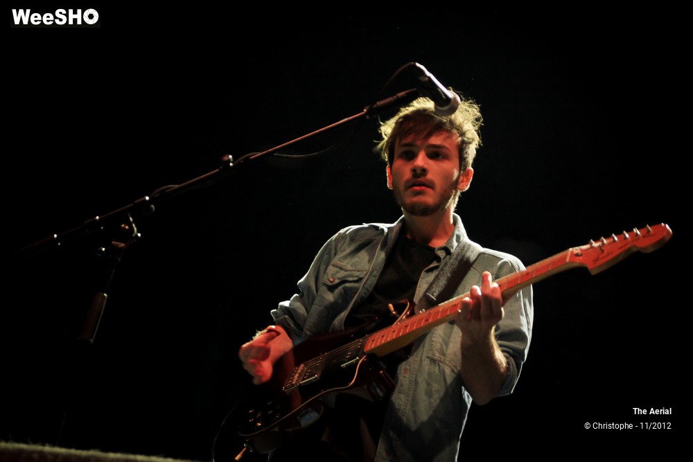 3/44 photos du spectacle The Aerial