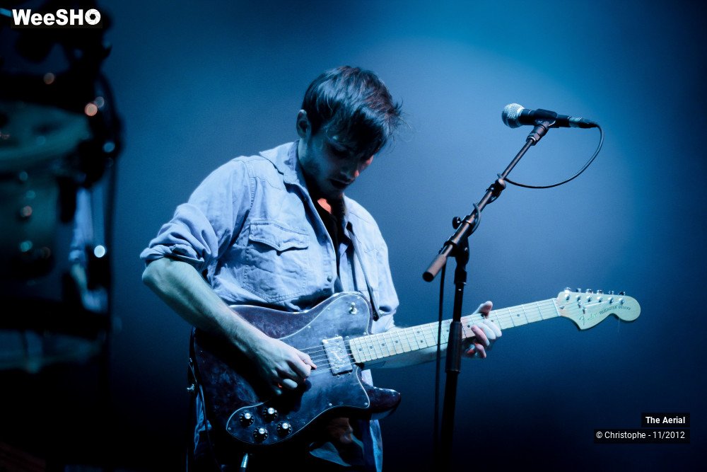 4/44 photos du spectacle The Aerial