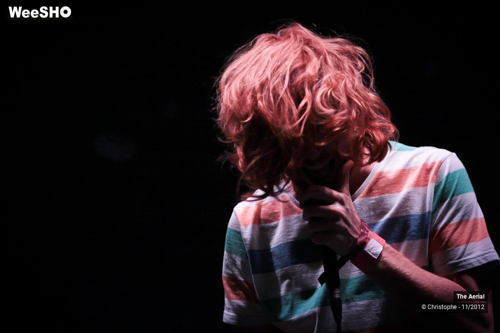 6/44 photos du spectacle The Aerial