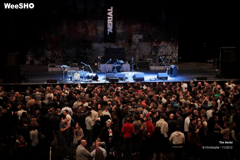 10/44 photos du spectacle The Aerial